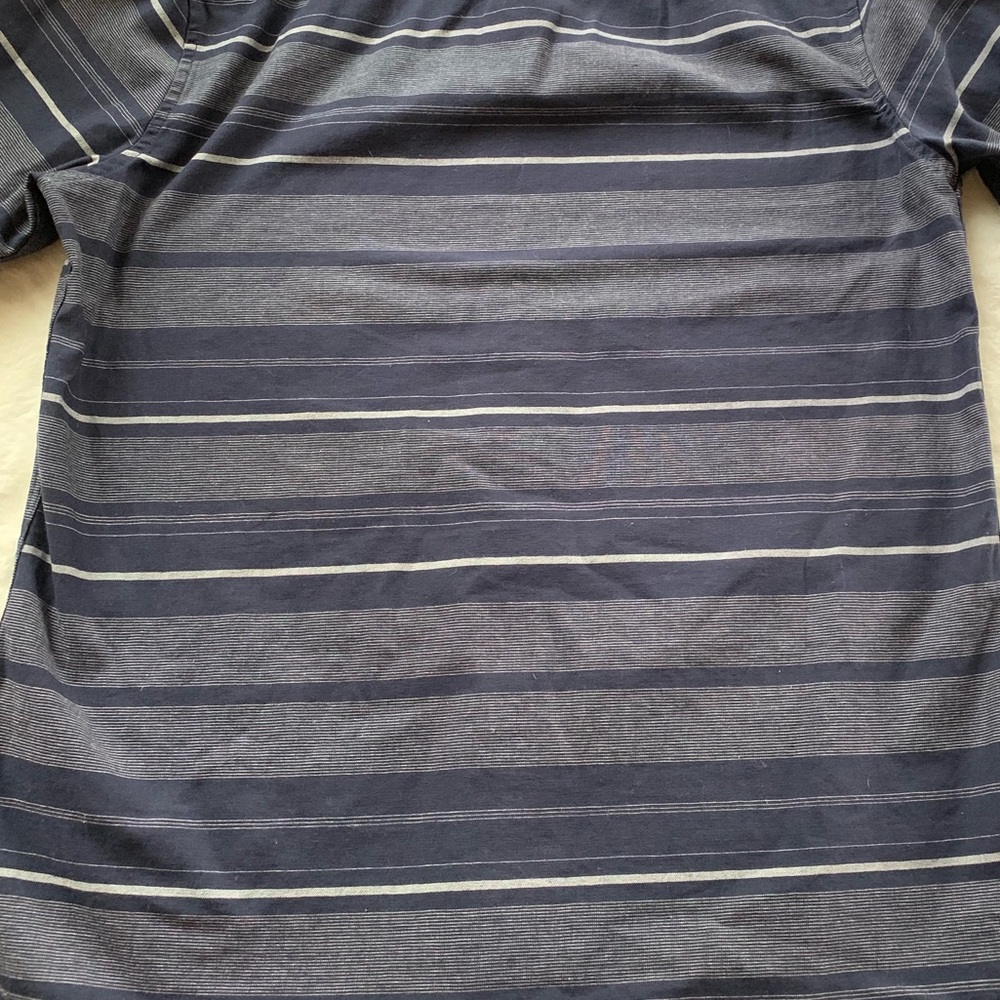 Striped Men’s button down - Picture 4 of 5